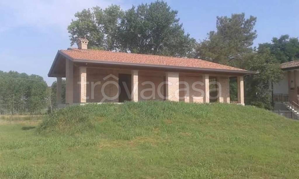 casa indipendente in vendita a Codigoro in zona Pontelangorino