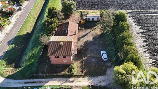 casa indipendente in vendita a Codigoro in zona Mezzogoro