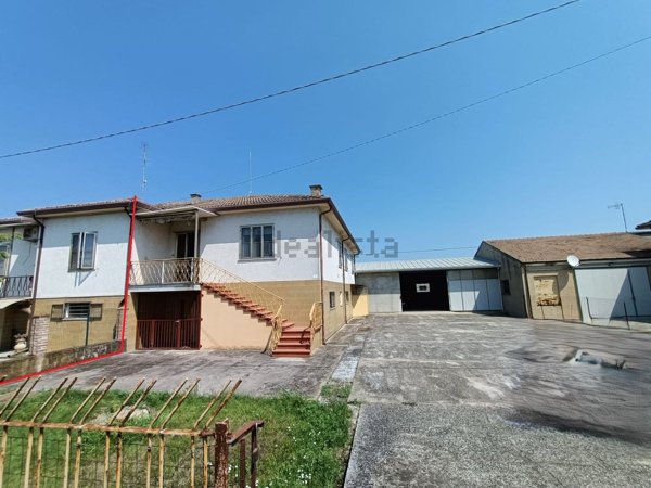 casa indipendente in vendita a Codigoro