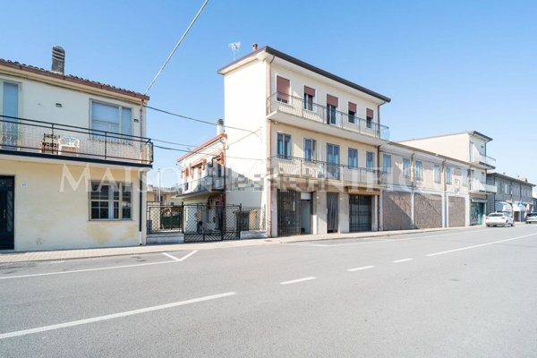 casa indipendente in vendita a Codigoro in zona Mezzogoro