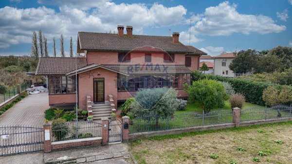 casa indipendente in vendita a Codigoro in zona Pontelangorino