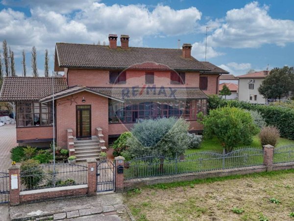 casa indipendente in vendita a Codigoro in zona Pontelangorino