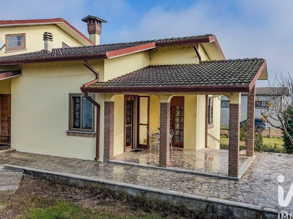 casa indipendente in vendita a Codigoro in zona Mezzogoro