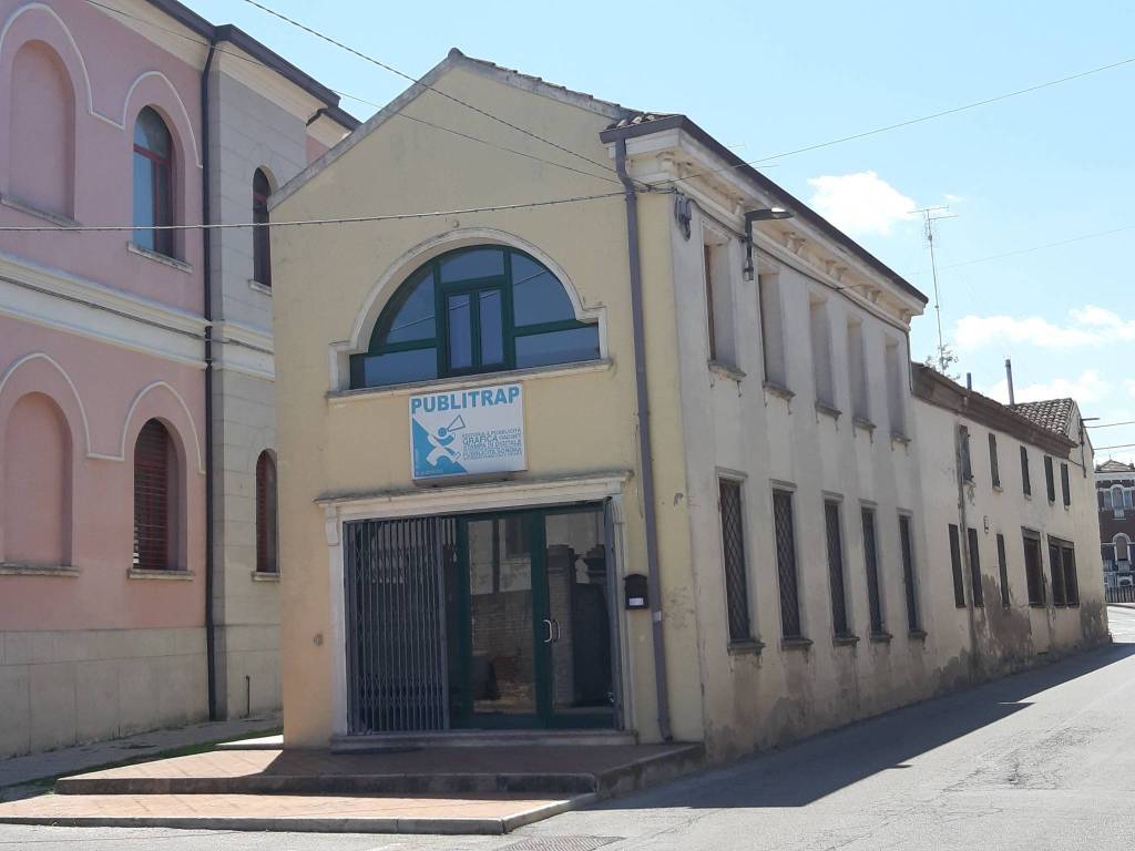 ufficio in vendita a Codigoro