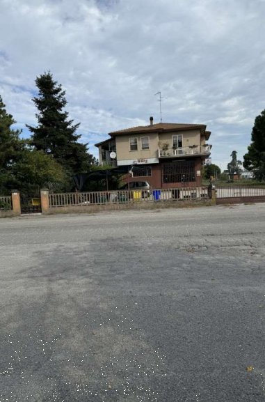 appartamento in vendita a Codigoro in zona Pontemaodino