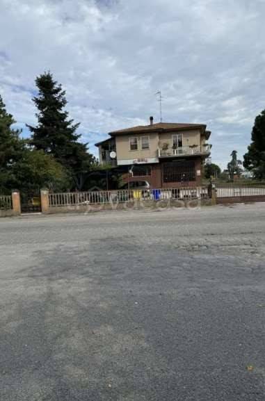 appartamento in vendita a Codigoro in zona Pontemaodino