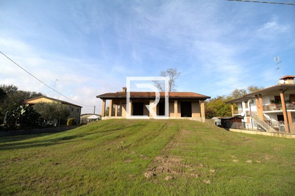 casa indipendente in vendita a Codigoro