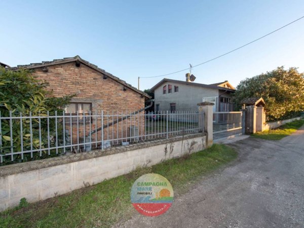 casa indipendente in vendita a Codigoro in zona Mezzogoro