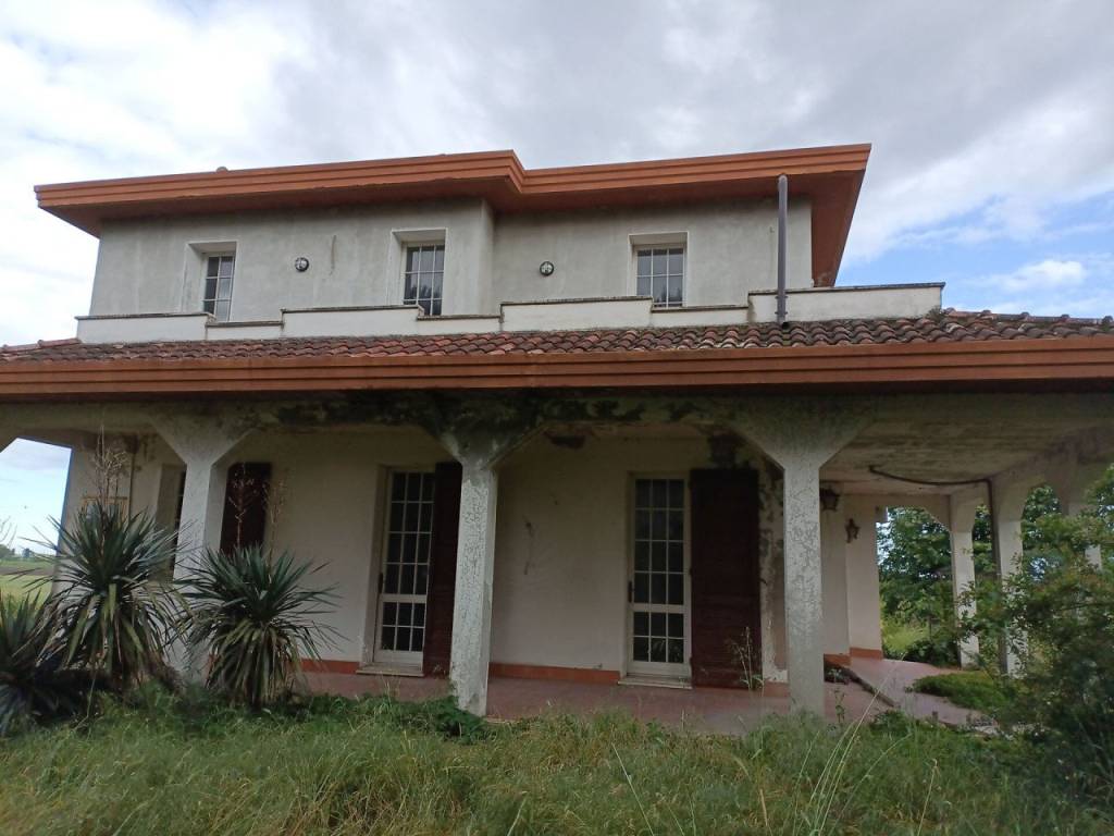 casa indipendente in vendita a Codigoro in zona Pontelangorino