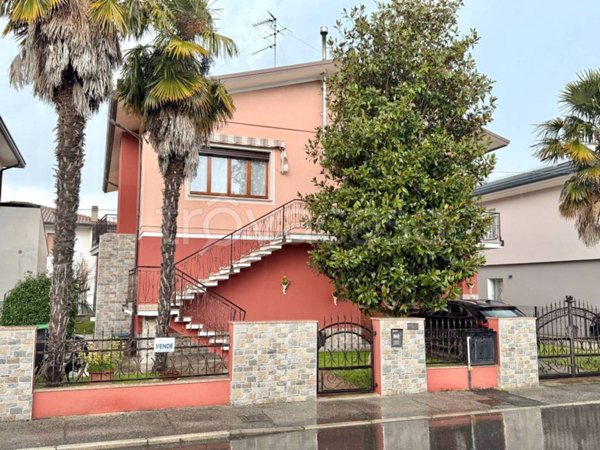 casa indipendente in vendita a Codigoro