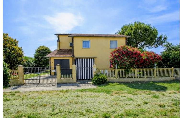 casa indipendente in vendita a Codigoro in zona Mezzogoro