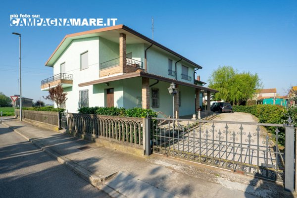 casa indipendente in vendita a Codigoro