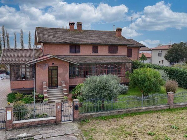 casa indipendente in vendita a Codigoro in zona Pontelangorino