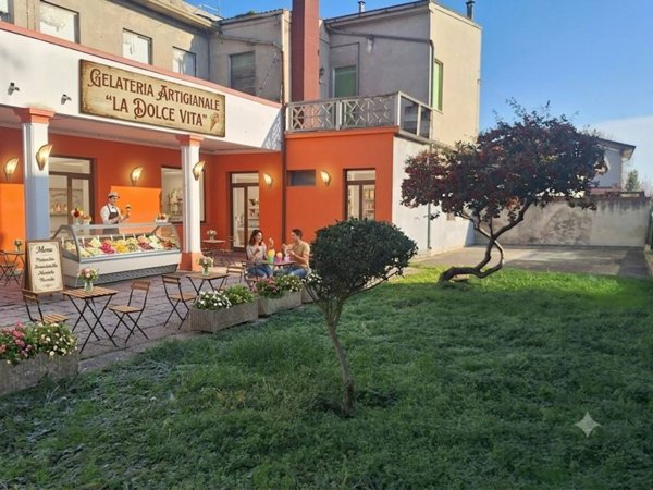 casa indipendente in vendita a Codigoro in zona Mezzogoro