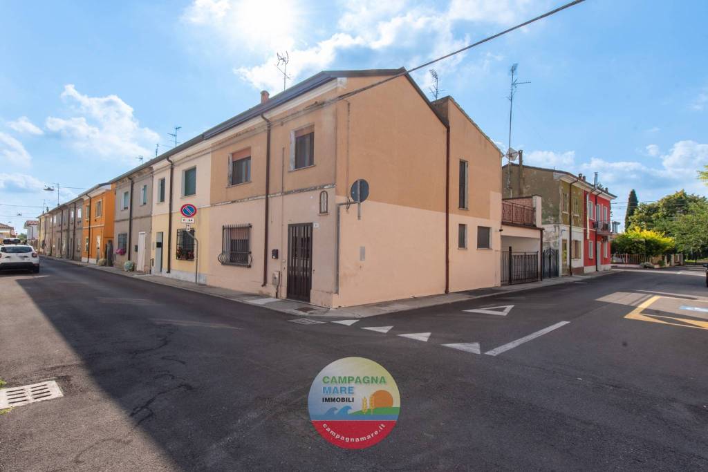 casa indipendente in vendita a Codigoro