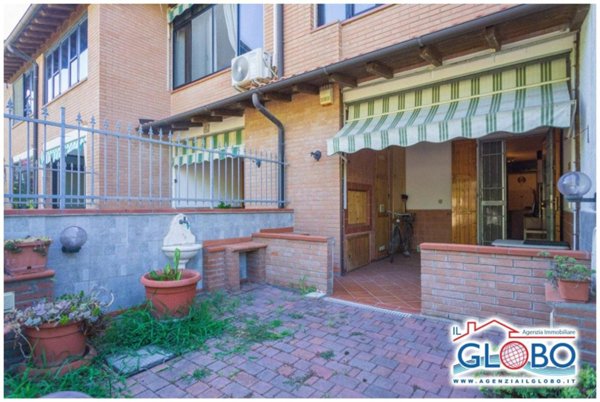 casa indipendente in vendita a Comacchio in zona Lido delle Nazioni