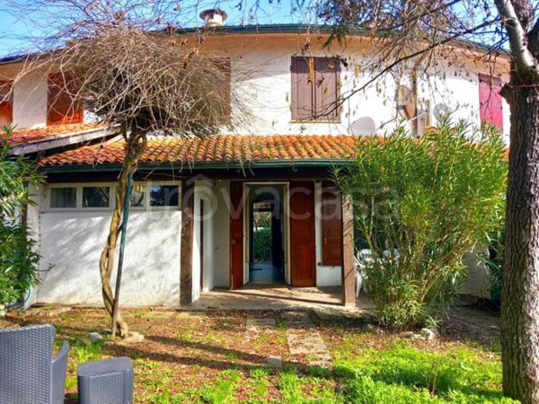 casa indipendente in vendita a Comacchio in zona Lido delle Nazioni