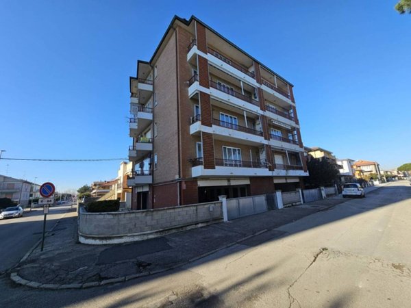 appartamento in vendita a Comacchio in zona Porto Garibaldi
