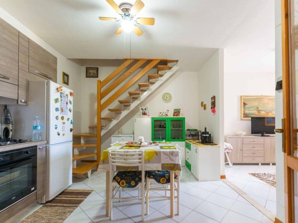 appartamento in vendita a Comacchio in zona Porto Garibaldi