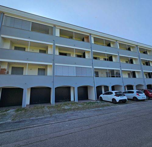 appartamento in vendita a Comacchio in zona Porto Garibaldi