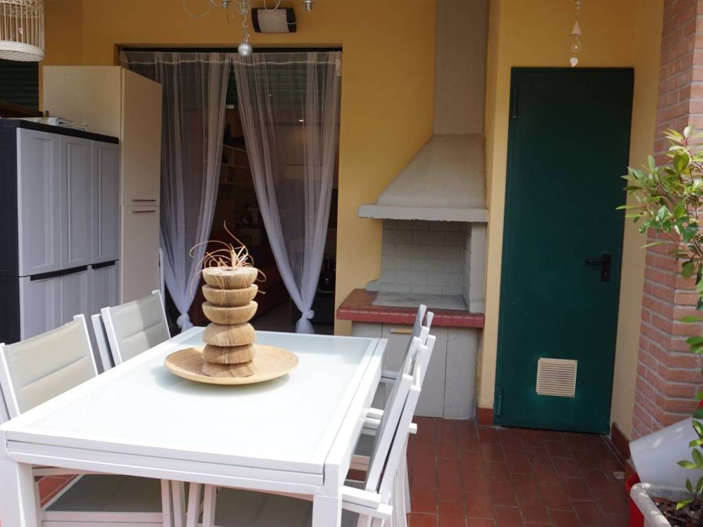 casa indipendente in vendita a Comacchio in zona Lido delle Nazioni