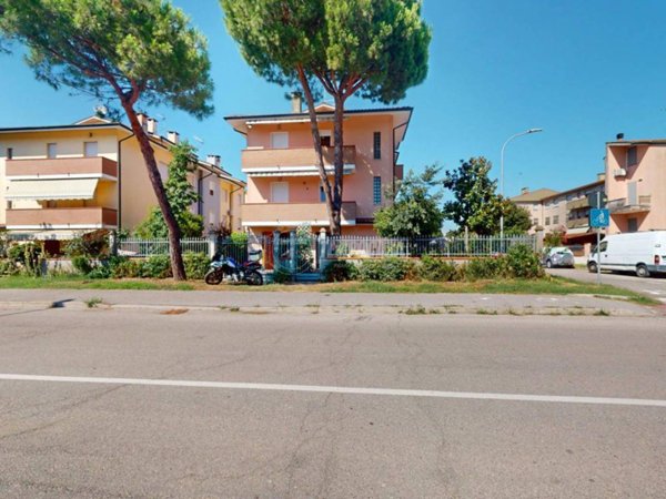 appartamento in vendita a Comacchio in zona Porto Garibaldi