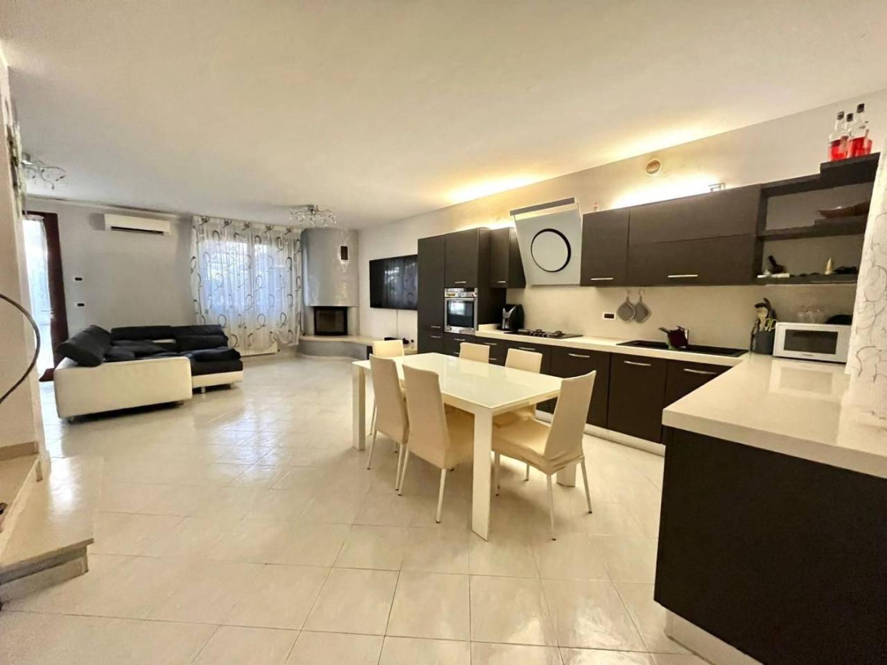 casa indipendente in vendita a Comacchio in zona Porto Garibaldi
