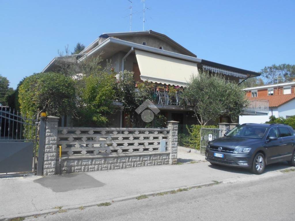 appartamento in vendita a Comacchio in zona Porto Garibaldi