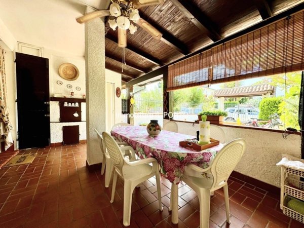 casa indipendente in vendita a Comacchio in zona Lido degli Scacchi