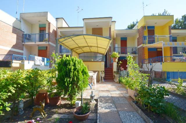 casa indipendente in vendita a Comacchio in zona Lido delle Nazioni