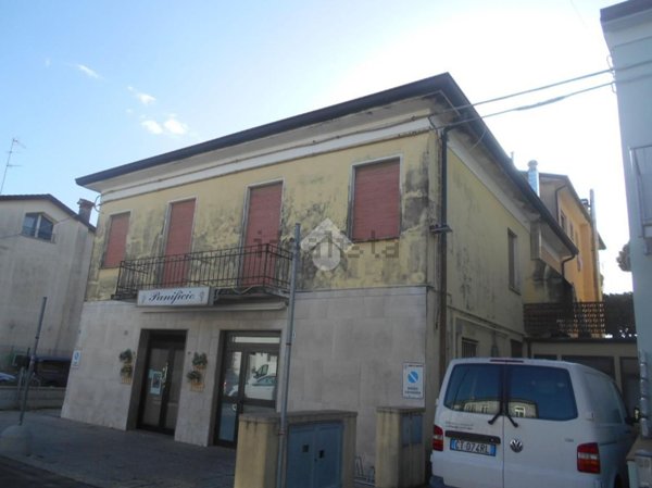 appartamento in vendita a Comacchio in zona Porto Garibaldi