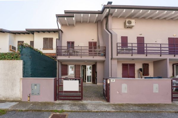 appartamento in vendita a Comacchio in zona Lido degli Estensi