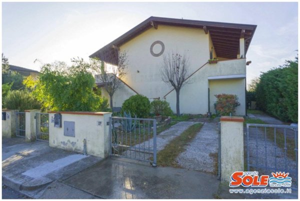 casa indipendente in vendita a Comacchio in zona Lido di Volano