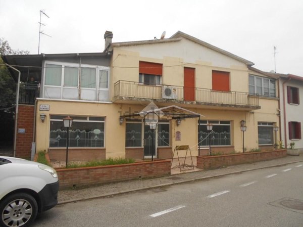 appartamento in vendita a Comacchio in zona Vaccolino