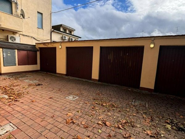 appartamento in vendita a Comacchio in zona Porto Garibaldi