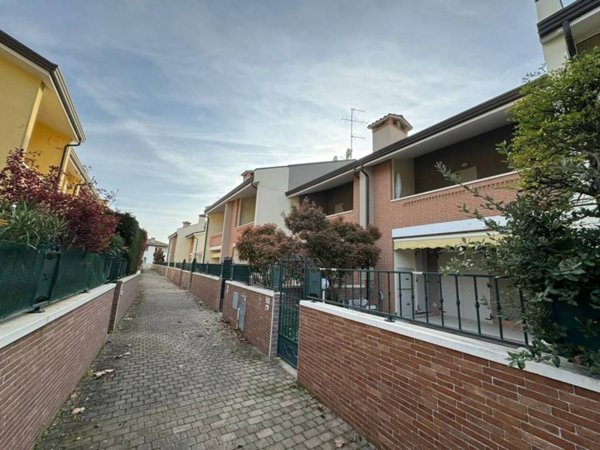 appartamento in vendita a Comacchio in zona Lido delle Nazioni