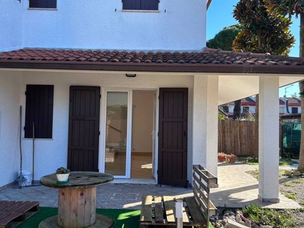 casa indipendente in vendita a Comacchio