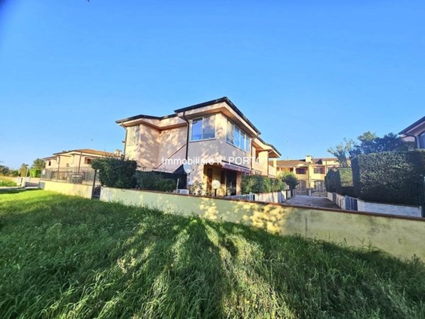 casa indipendente in vendita a Comacchio in zona Lido degli Scacchi