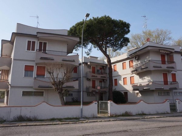 appartamento in vendita a Comacchio in zona Lido delle Nazioni