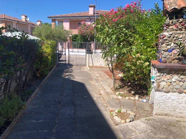 casa indipendente in vendita a Comacchio in zona Lido delle Nazioni