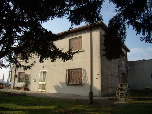 casa indipendente in vendita a Comacchio