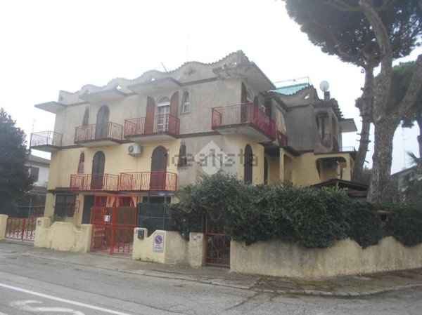 appartamento in vendita a Comacchio in zona Lido delle Nazioni