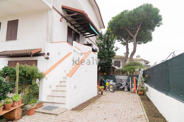 appartamento in vendita a Comacchio in zona Lido delle Nazioni
