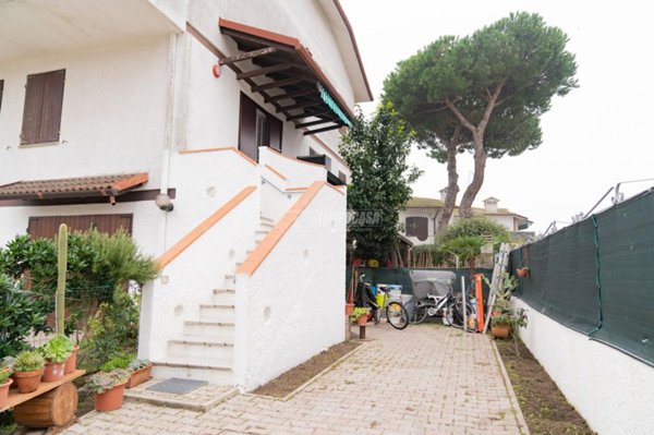 appartamento in vendita a Comacchio in zona Lido delle Nazioni
