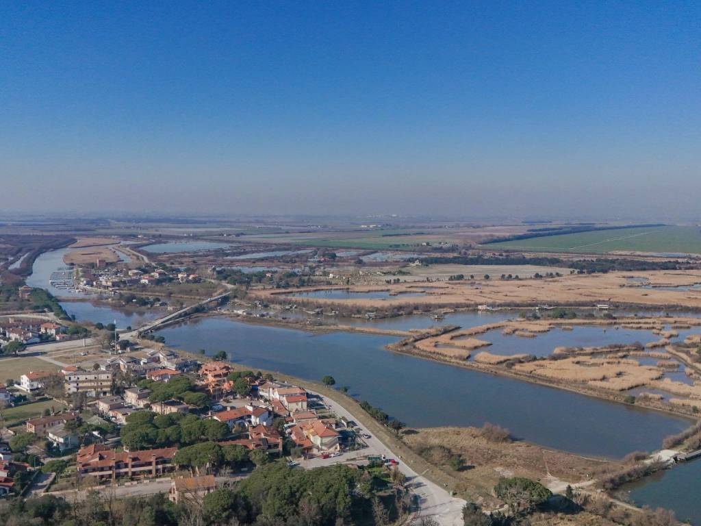 appartamento in vendita a Comacchio in zona Lido di Volano