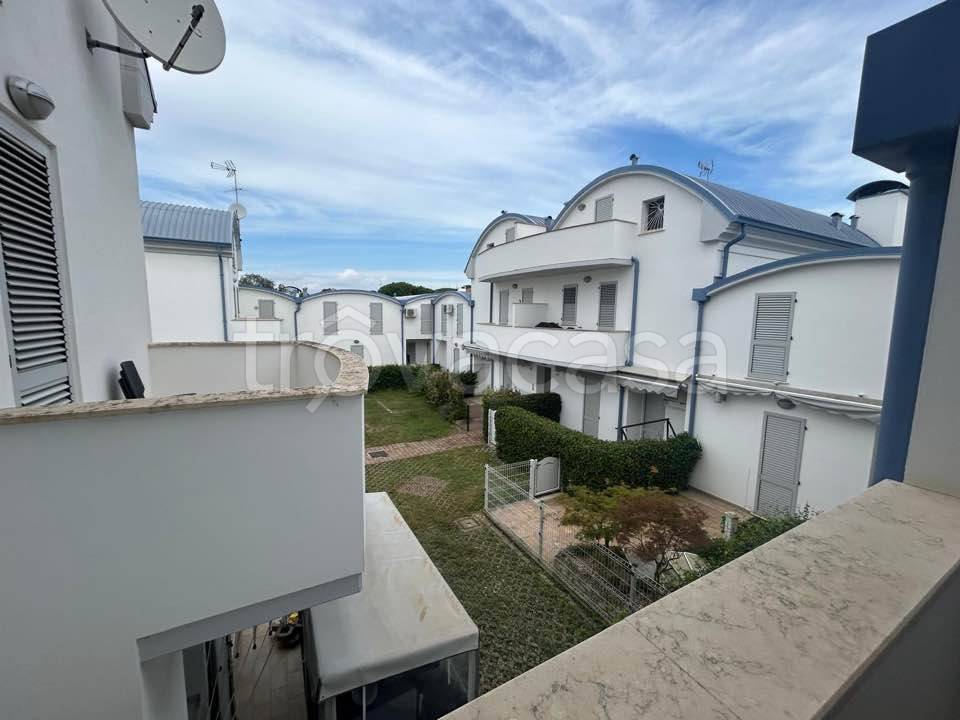 casa indipendente in vendita a Comacchio in zona Lido degli Estensi