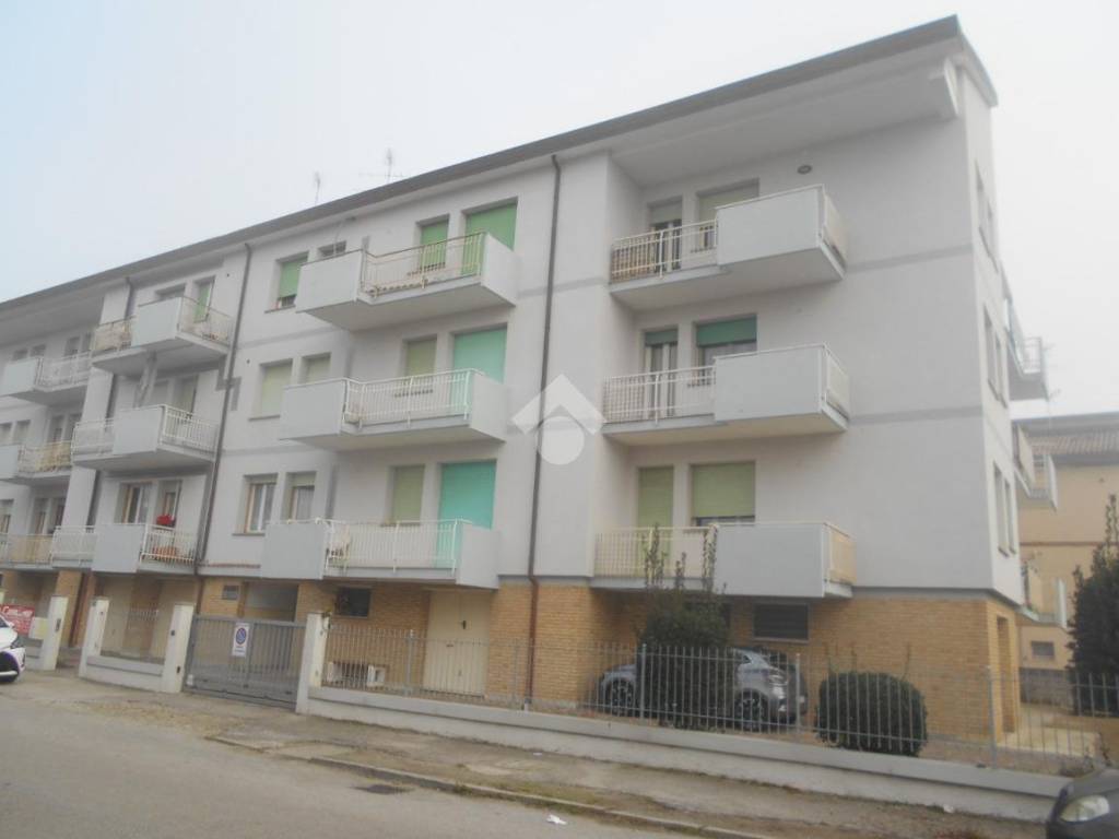 appartamento in vendita a Comacchio in zona Porto Garibaldi