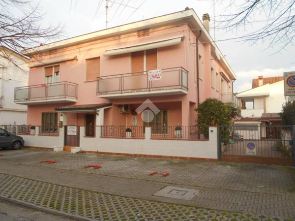 appartamento in vendita a Comacchio in zona Porto Garibaldi