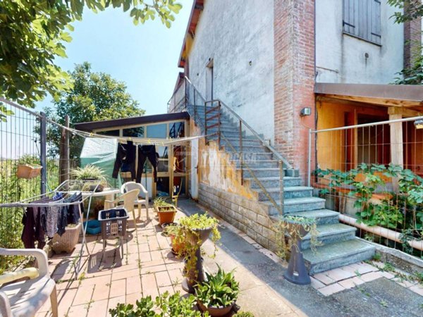 appartamento in vendita a Comacchio in zona Porto Garibaldi