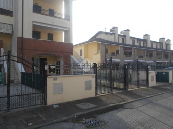 appartamento in vendita a Comacchio in zona Lido degli Estensi